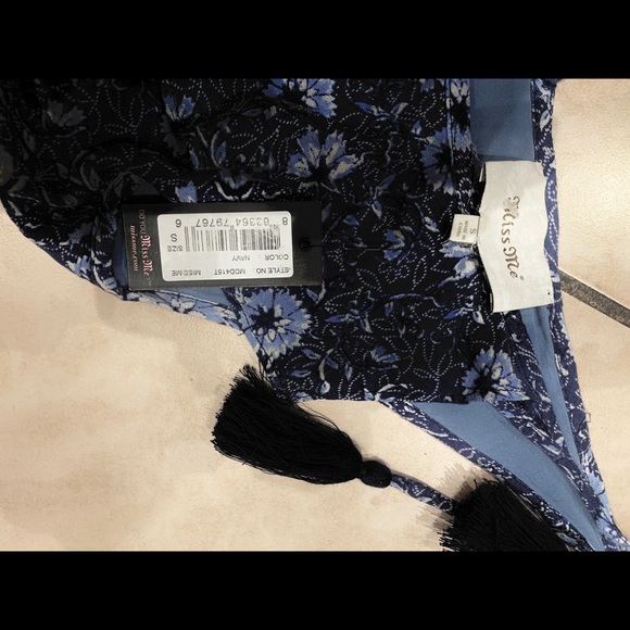 NWT! Miss Me shoulder tie sundress - Picture 4 of 4